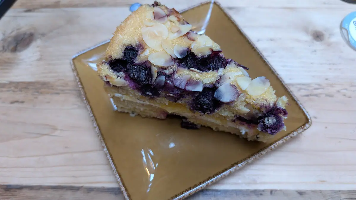 The Cake House – cake shop in Furzebrook, Wareham
